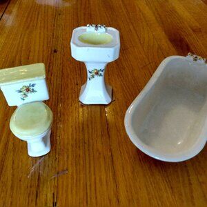 Vintage Dollhouse Miniatures Porcelain Toilet Sink Bathtub Bathroom